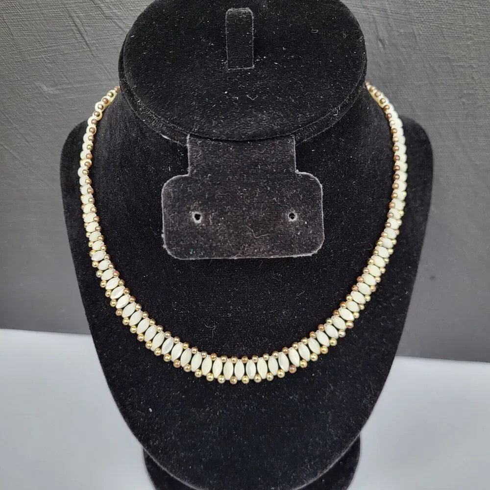 Beaded Woven Tiger's Eye Choker Collar Necklace 17.5 in